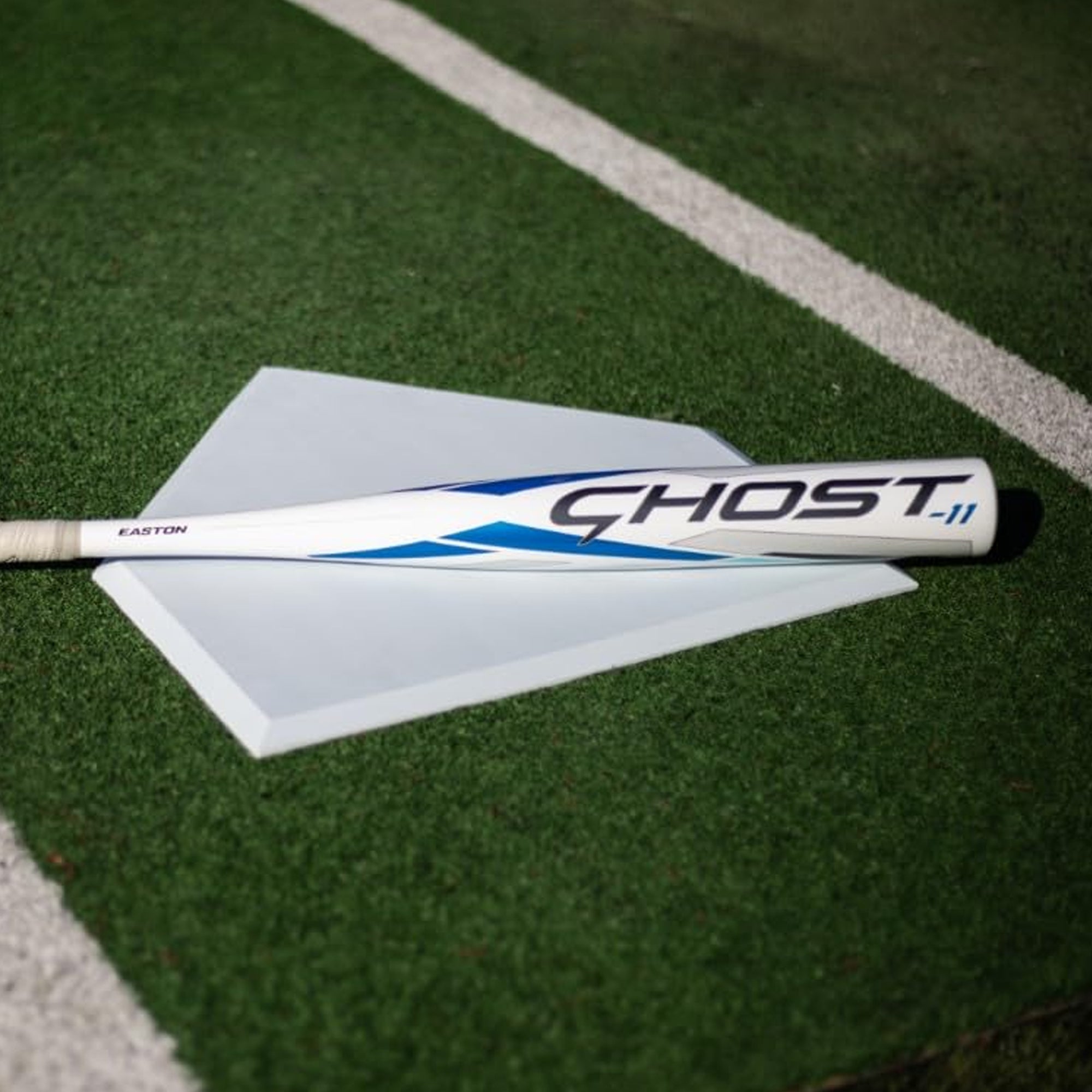 Bat Softbol Fastpitch Easton Ghost 2024 Barril 2 1/4 FP24GHY11 (-11) Aluminio
